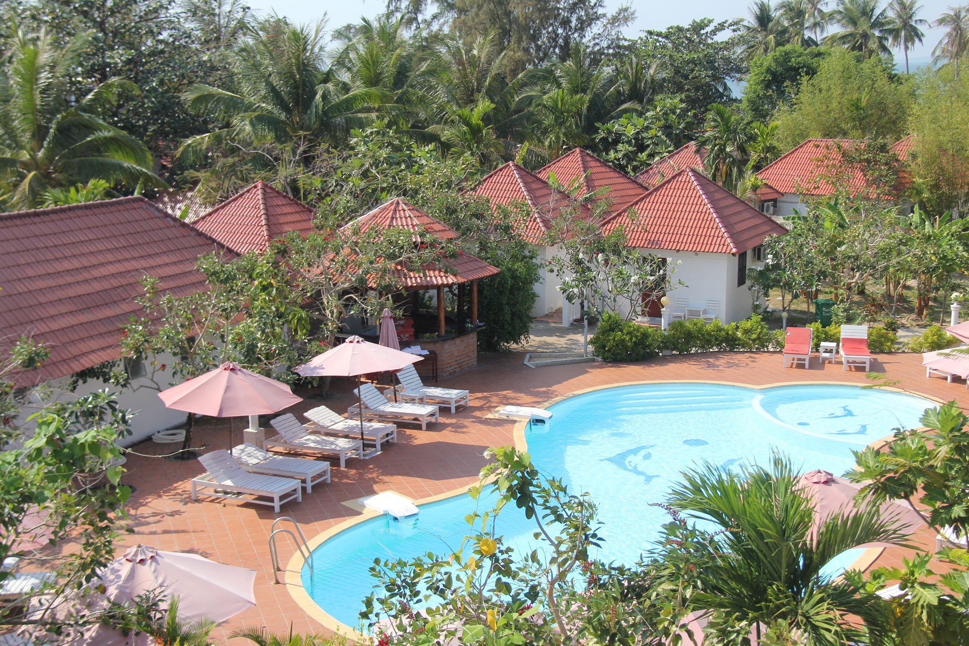 4-1-Phu-Quoc-Paris-Beach-Resort_1492682134_VnEx.JPG