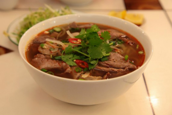 bun-bo-hue-Huong-Giang-4614-1415967472.jpg