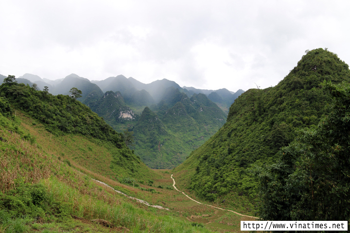 lung_khuy_cave_02.jpg