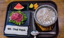 이색 맛집: 하노이시 300℃ 돌솥 쌀국수…, 하루 400그룻 한정