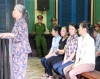 베트남, 마약 밀매 83세 여성에 종신형..., 공범 10명은 사형 등