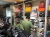 호찌민시, 유명 브랜드 위조품 판매점 급습해 전량 압수