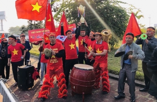 ‘오버하지 말고 힘빼자’.., 박항서는 전설적인 축구 감독이지만, 그 이상은 아니다.