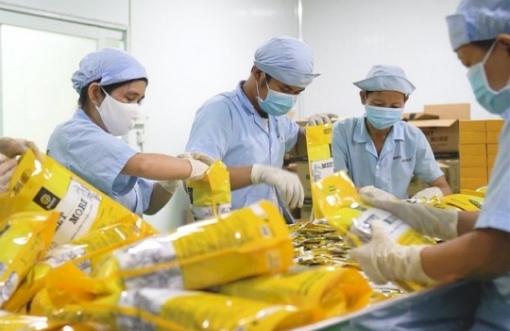 베트남 기업들 어려운 상황에서도 근로자들 뗏 보너스 걱정